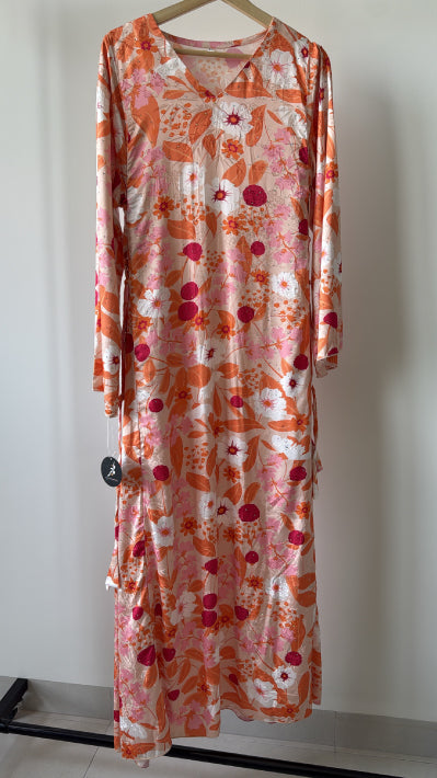 Floral stone beaded satin maxi dress , Jalabiya  جلابية حرير بفصوص بربطات جانبية