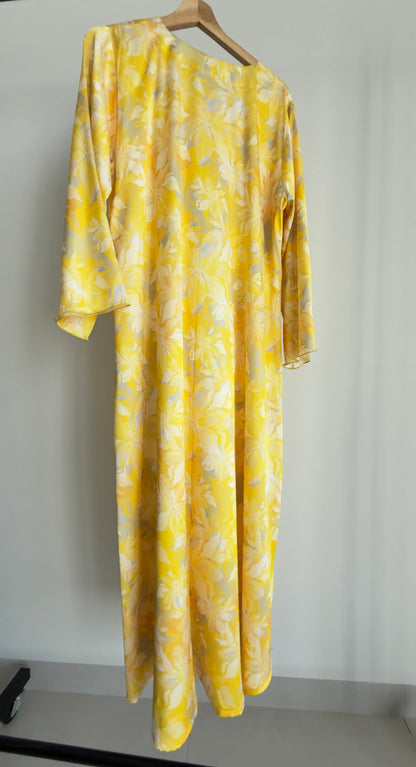 Yellow Silk Dress لبس حرير فضفاض