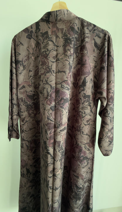 عباية جاكارد بنفسجي