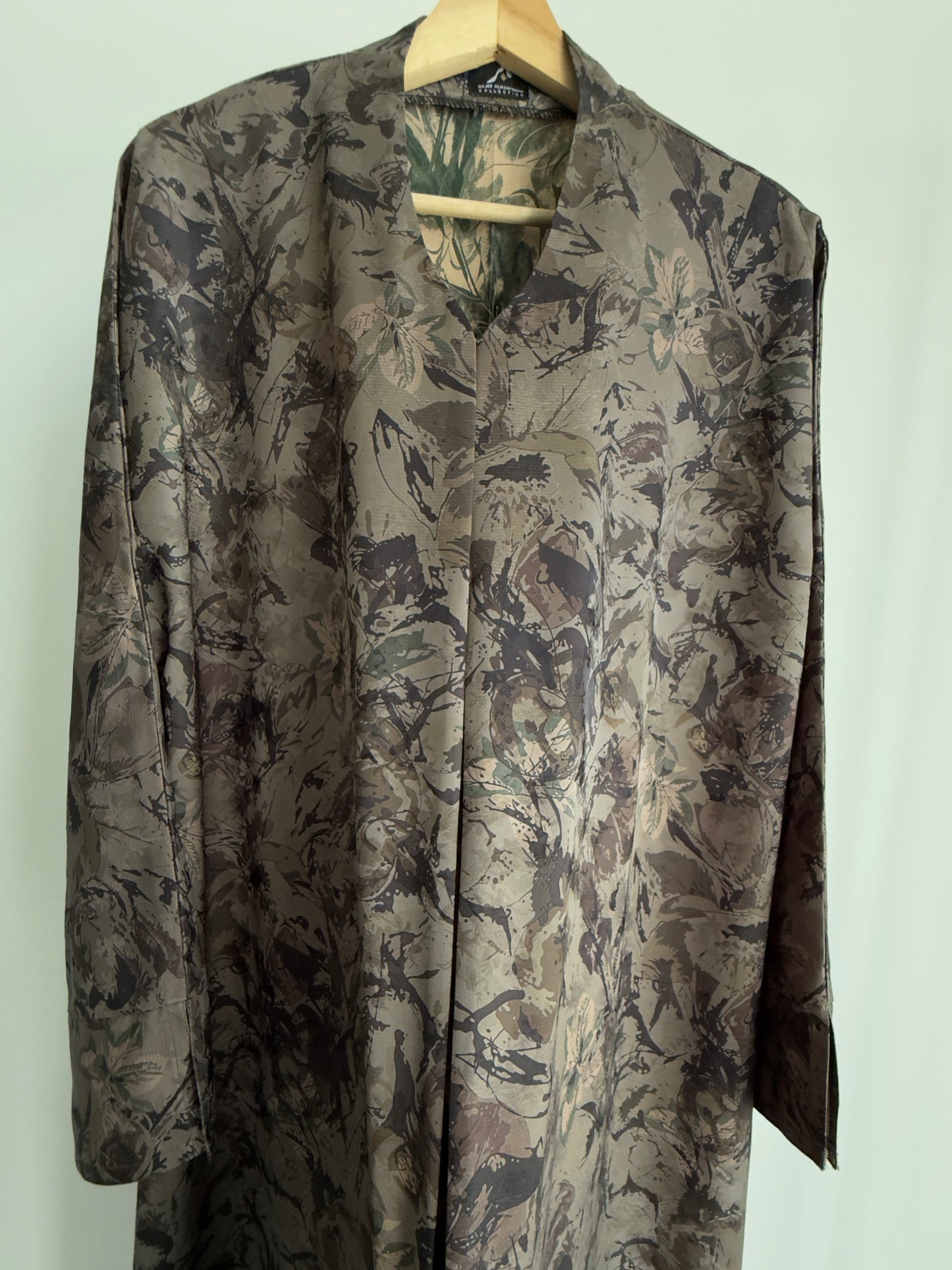 عباية جاكارد أخضر زيتوني